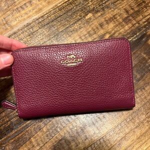 Coach Women's Plum Leather Wallet